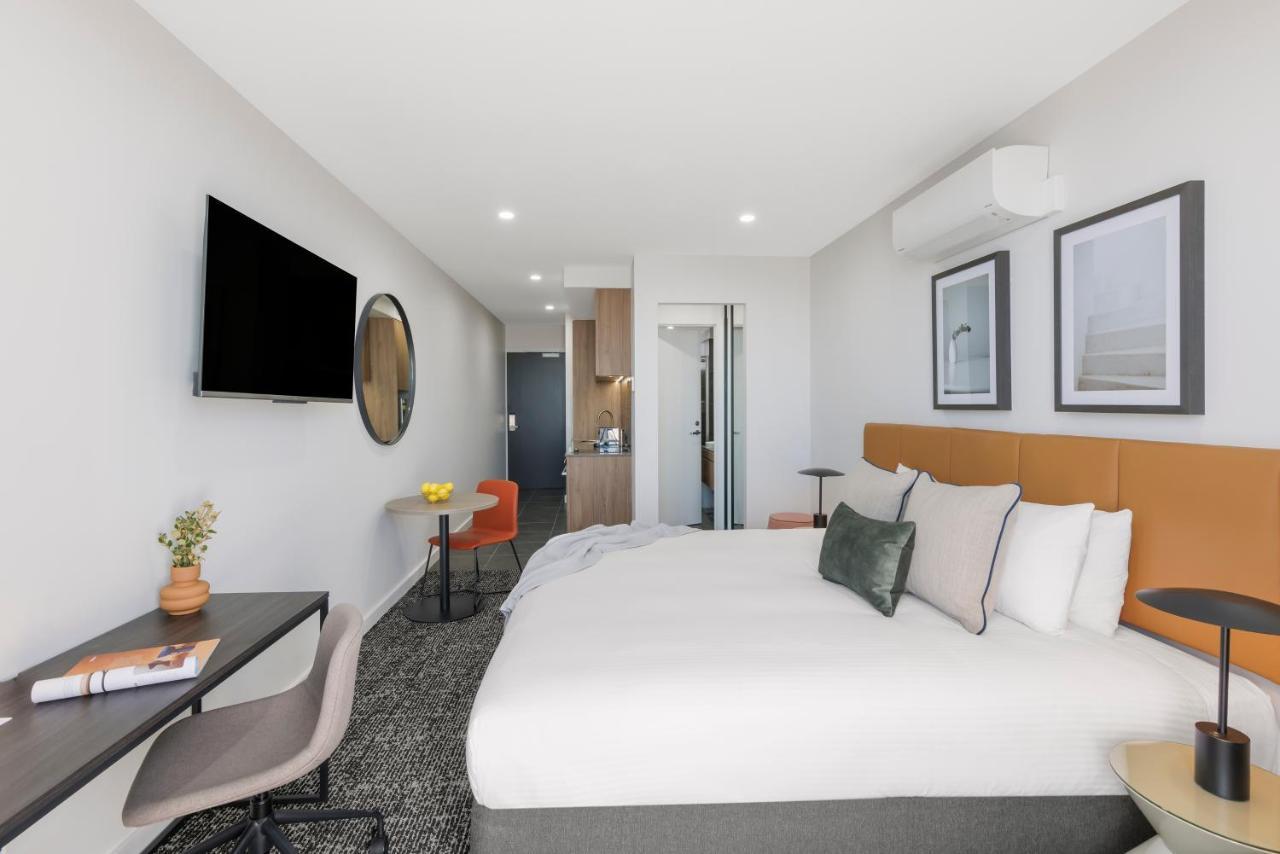 Punthill Essendon North Aparthotel Melbourne Exterior photo
