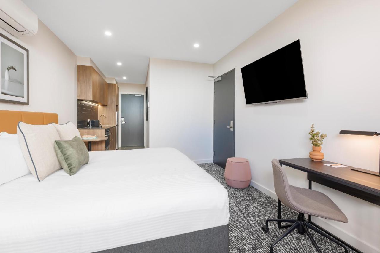 Punthill Essendon North Aparthotel Melbourne Exterior photo